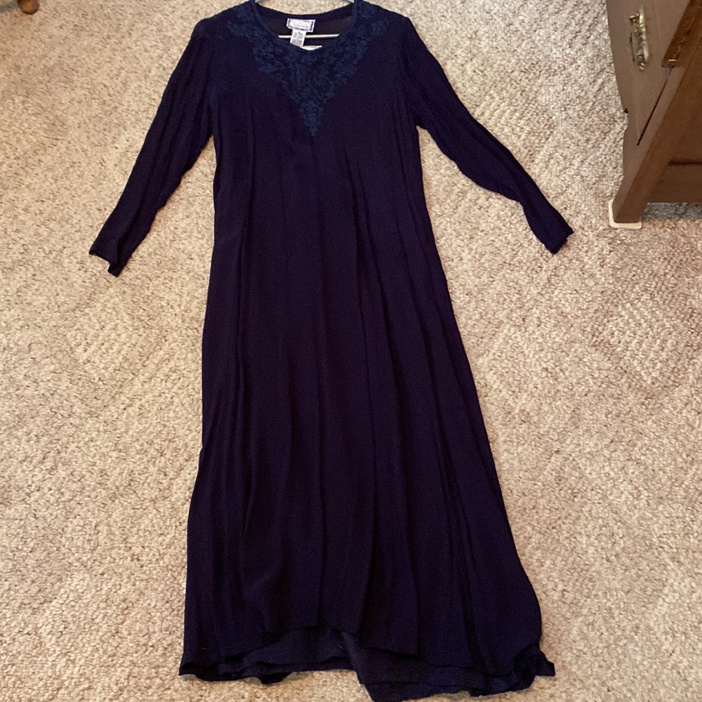 April Connell Maxi Dress - Picture 9 of 14
